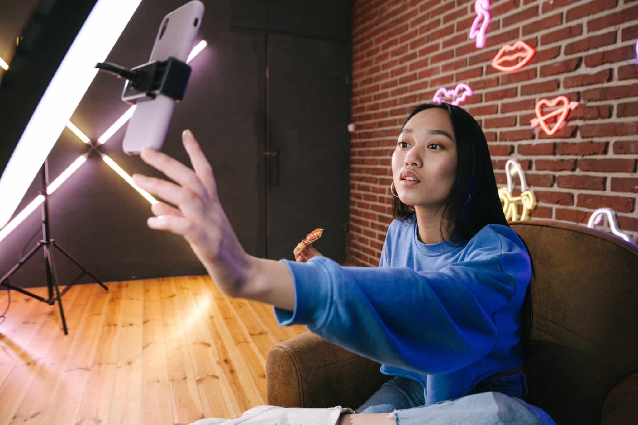 How to Reach Out to Influencers: 10 Influencer Outreach Tips