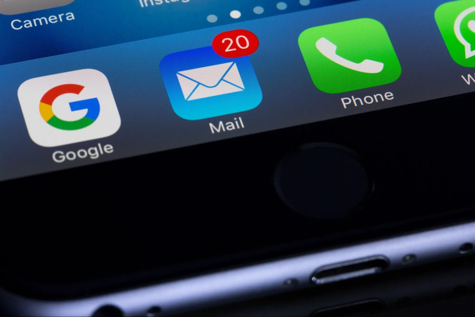 How Do You Introduce a New Colleague in An Email?