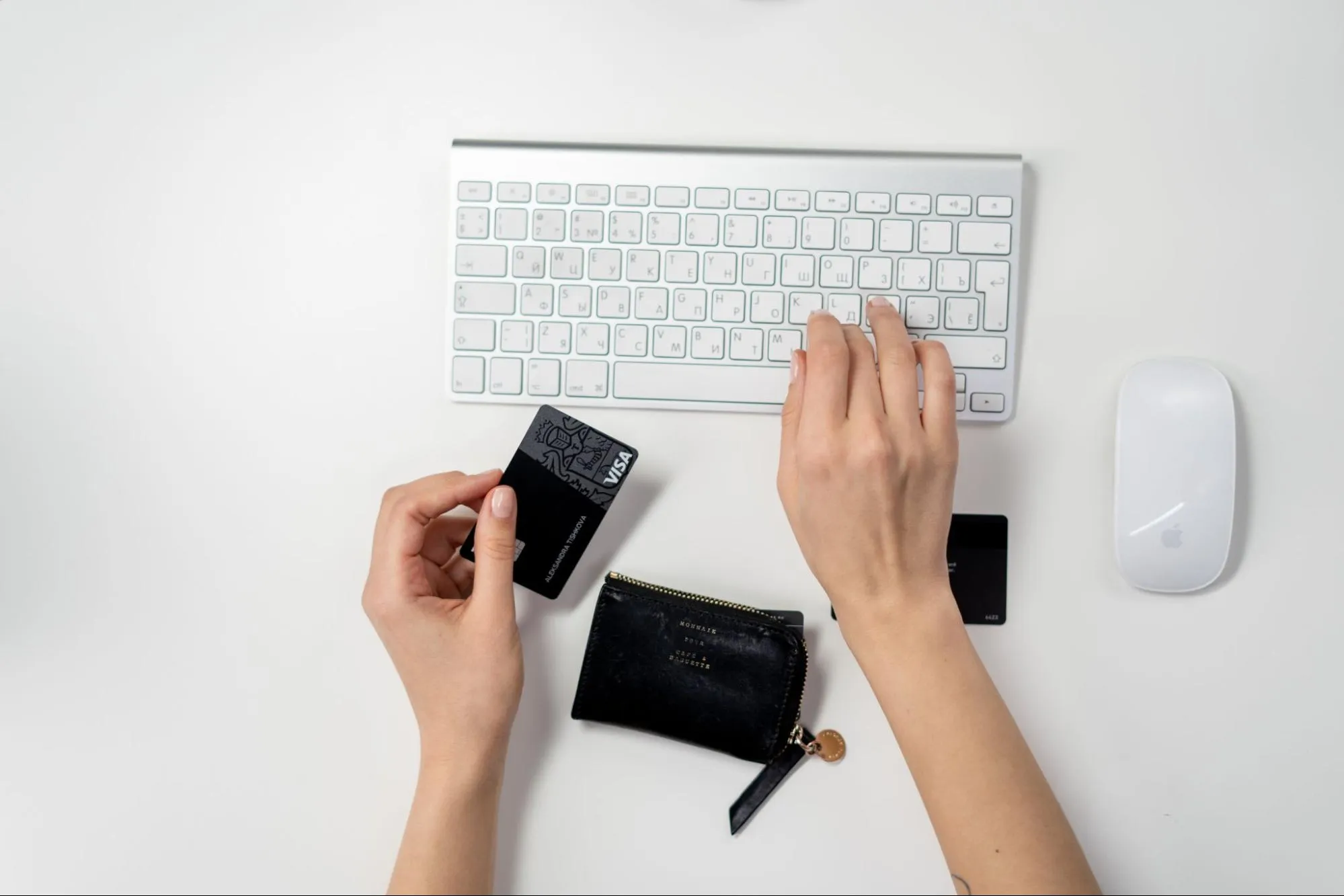 What's the Best Shop Now Button for Clicks and Sales?