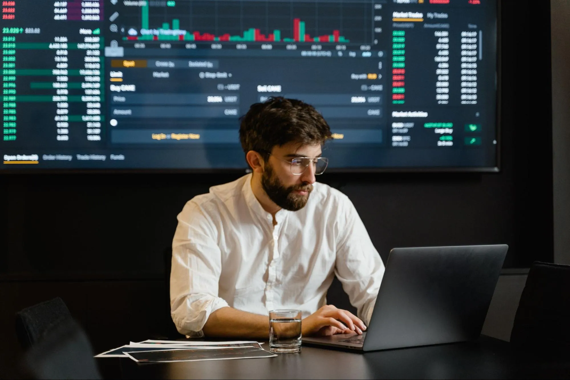Who Are the Best Domain Brokers?
