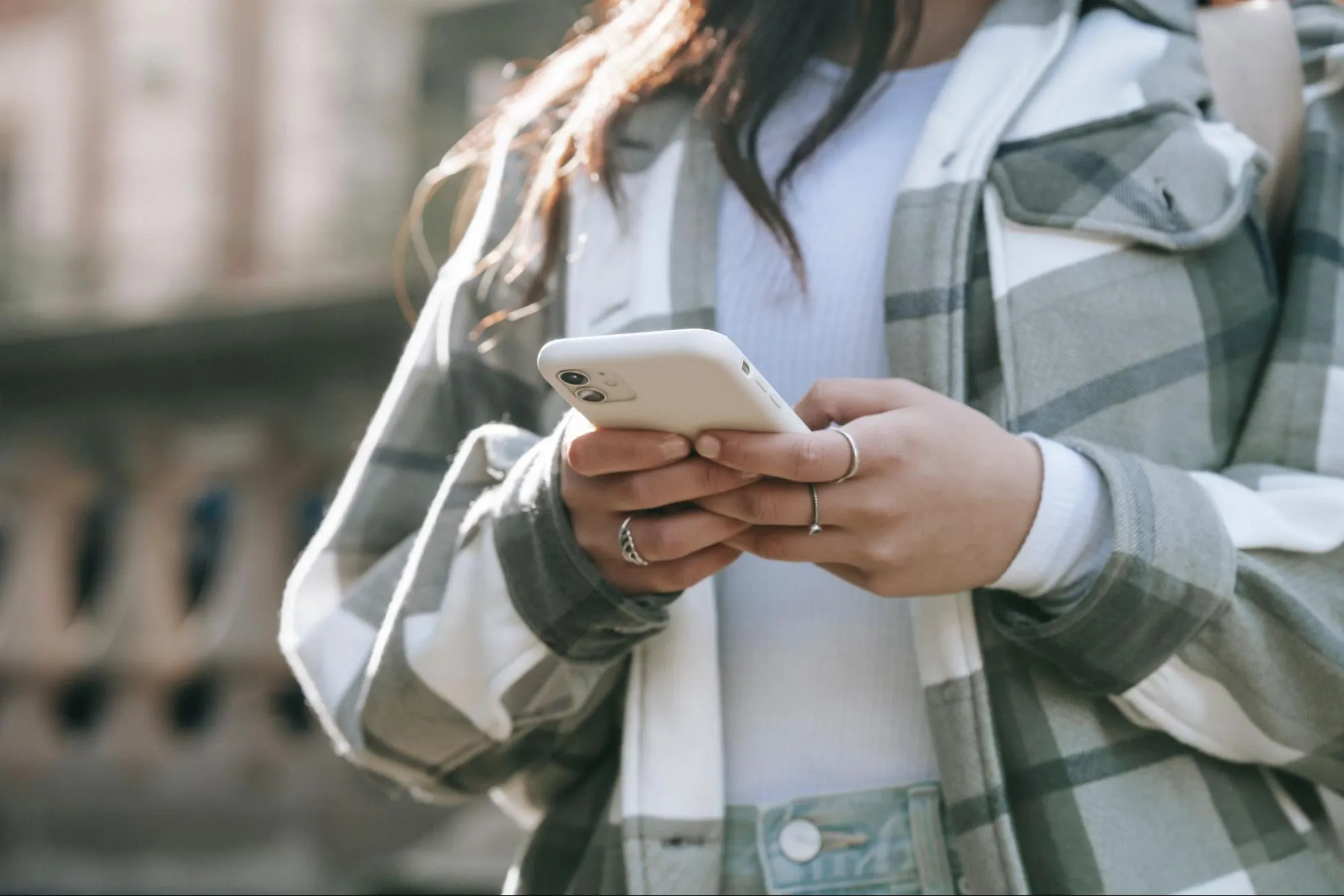 What Are Some Direct Response Marketing Examples?