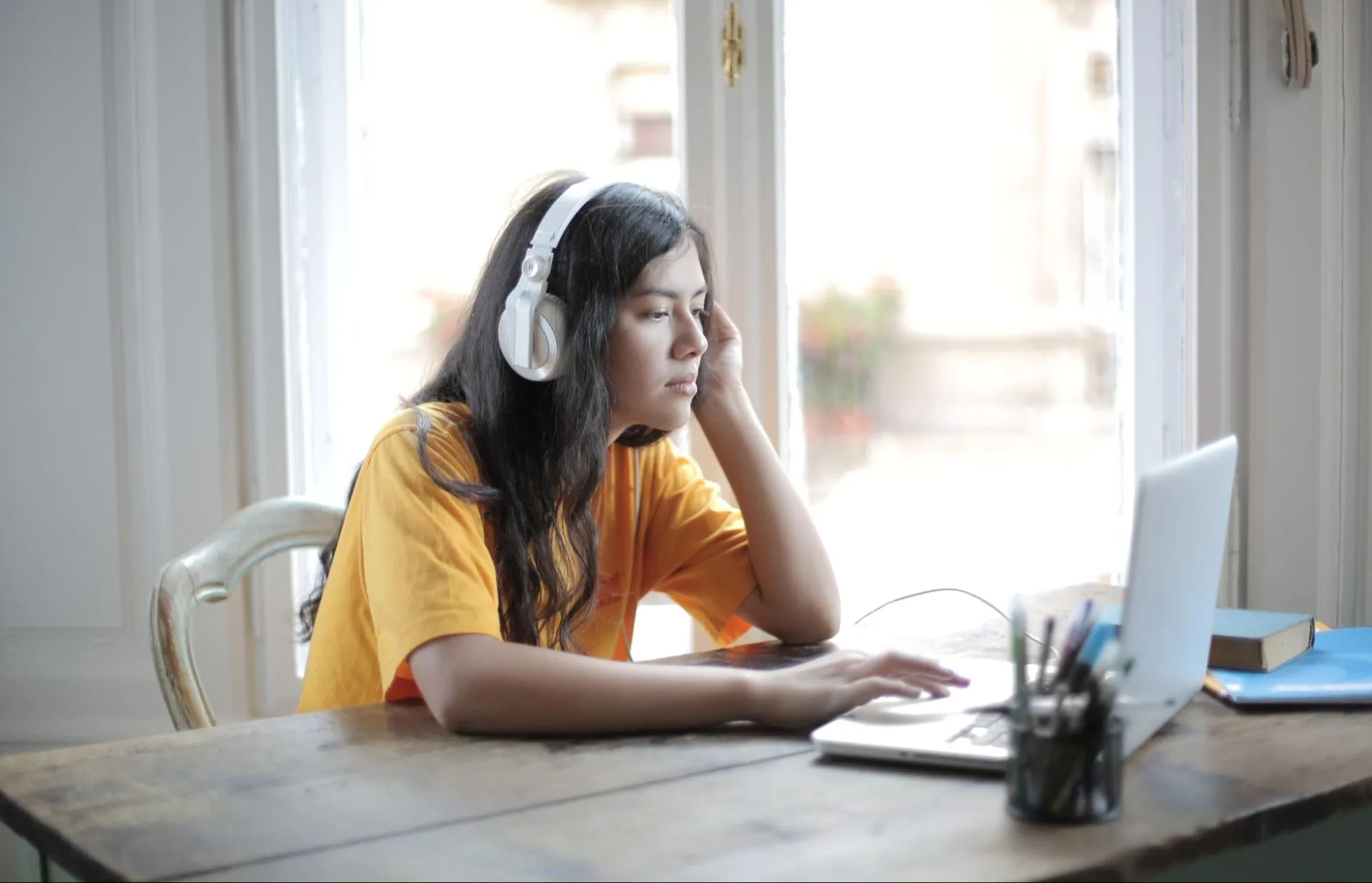 What Are Some Free Social Media Listening Tools?
