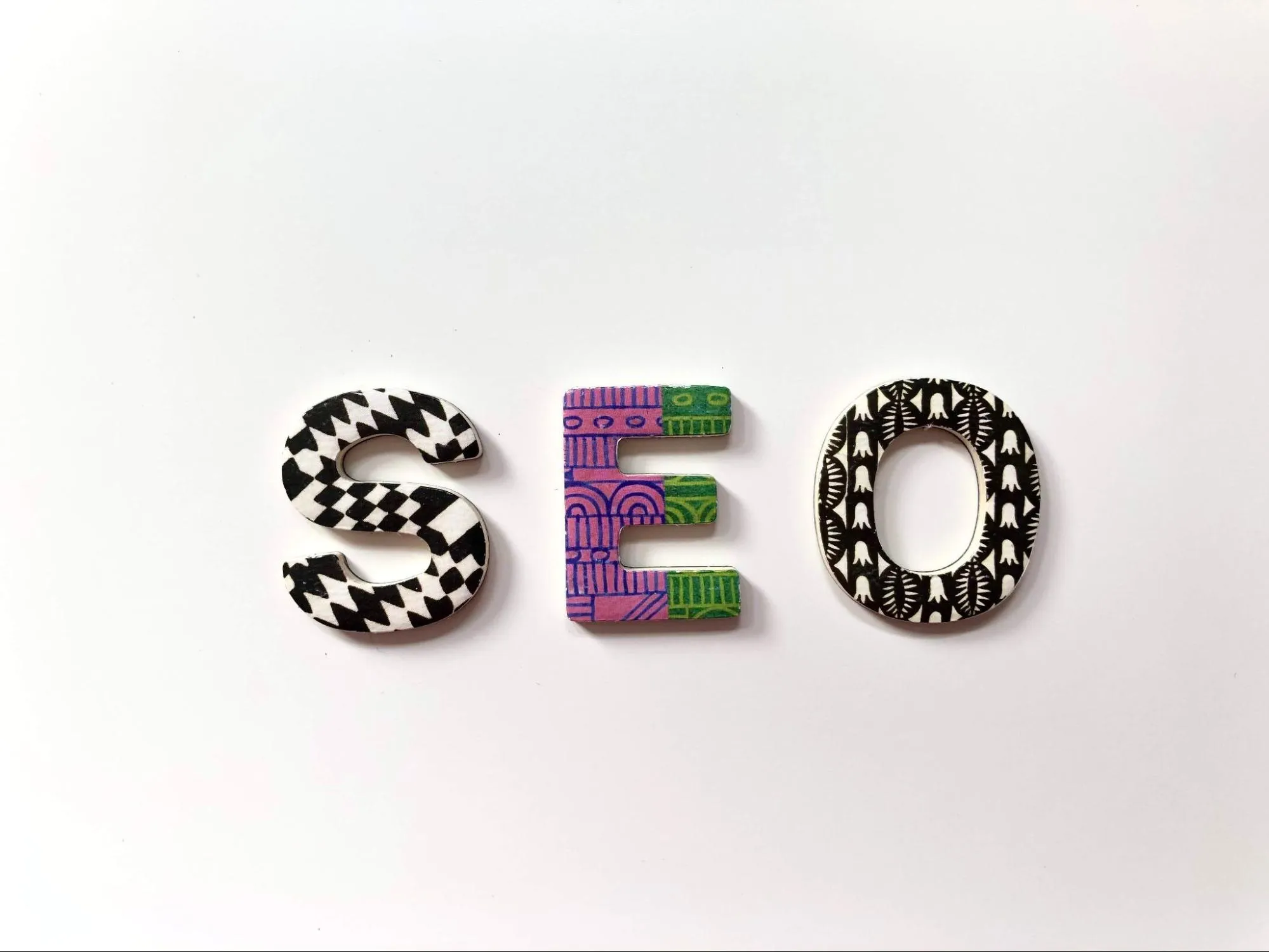 SEO Consultant vs In-House SEO Specialist: How to Decide?