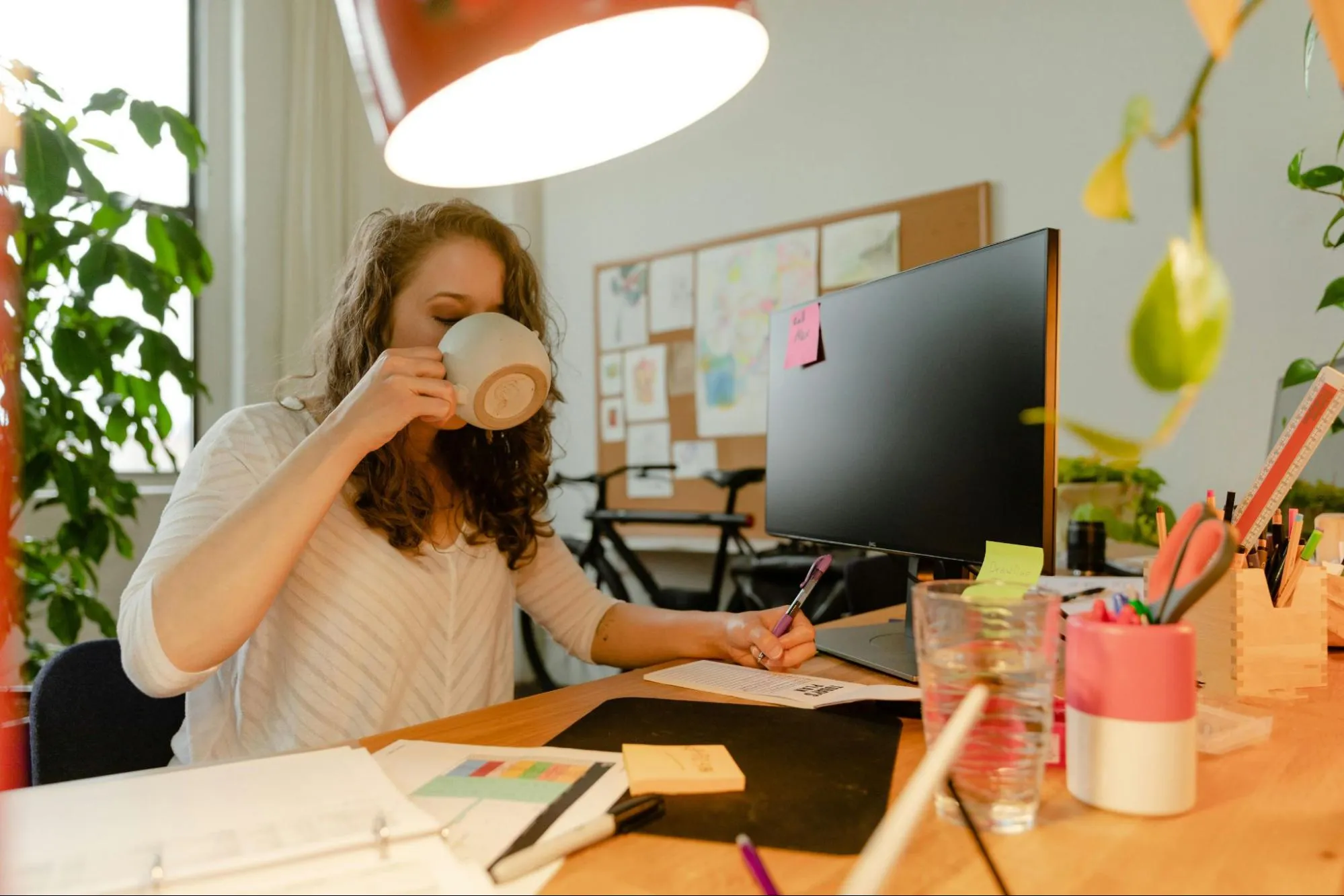12 Effective Content Marketing Strategies for Promoting Online Educational Resources & their Adaptation in Other Sectors